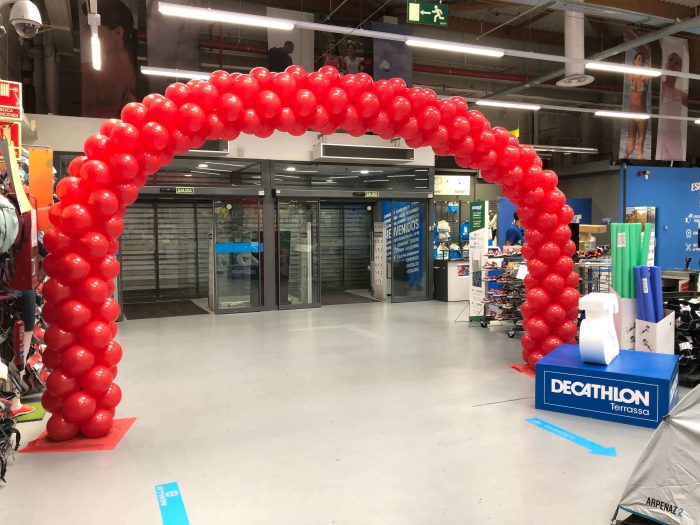 arco de globos para tienda de deportes