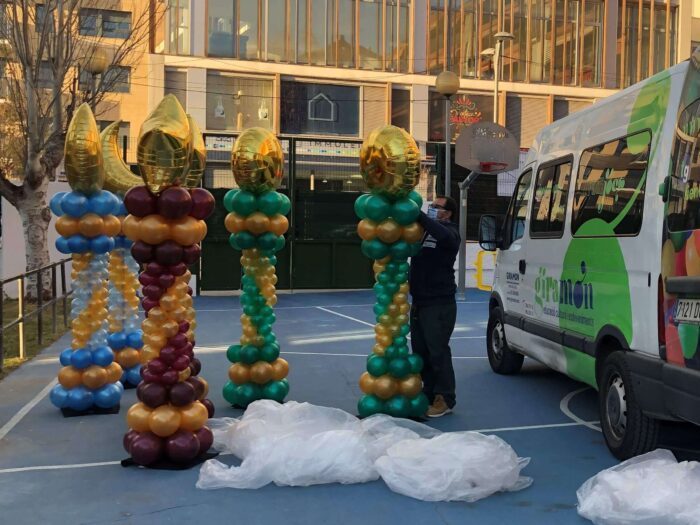 Columna de globos para decorar Reyes Magos