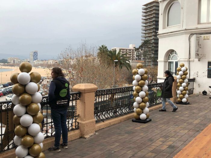 columnas de globos que no se pinchan